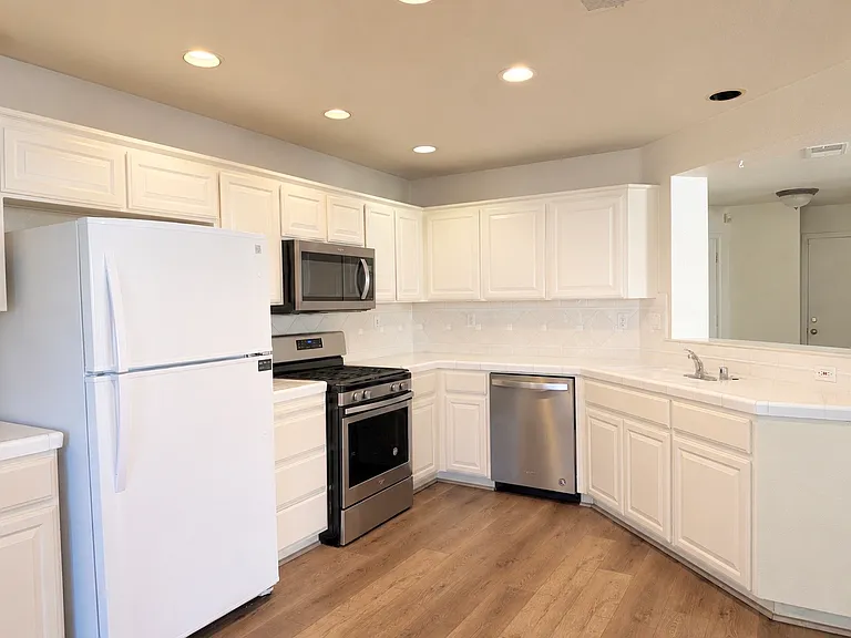 3492 Apollo Cir — Photo 5