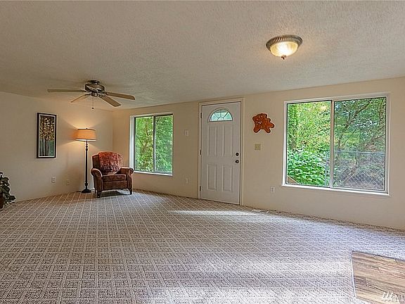 2nd image of 1514 Eady Pl E