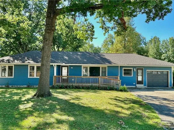 1602 E 7th St, Trenton, MO 64683