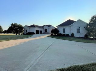 129 Holton Way, Georgetown, KY 40324