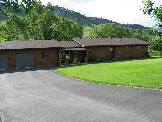 Front view - (b4 new roof)