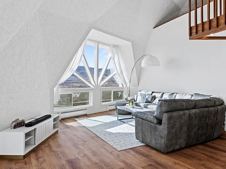 7005 Lake View Point Dr — Photo 5