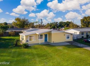 1302 Dickens Ave, Orlando, FL 32809
