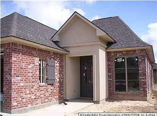 2nd image of 2549 Colonial Way