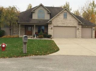 6111 Sequoia Ln, Midland, MI