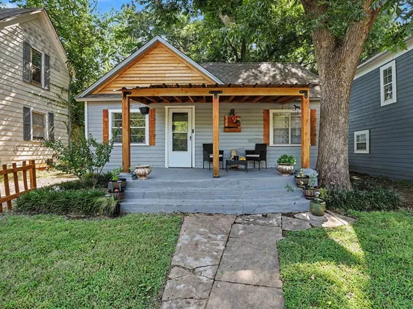 522 N Broad St, Guthrie, OK 73044