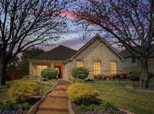 2801 Pioneer Dr, Melissa, TX 75454