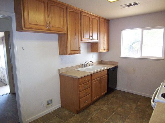 3rd image of 2090 E Louise Ave