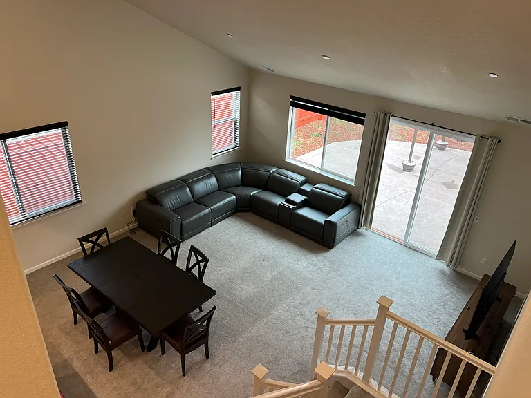 2101 Melody Ln — Photo 22