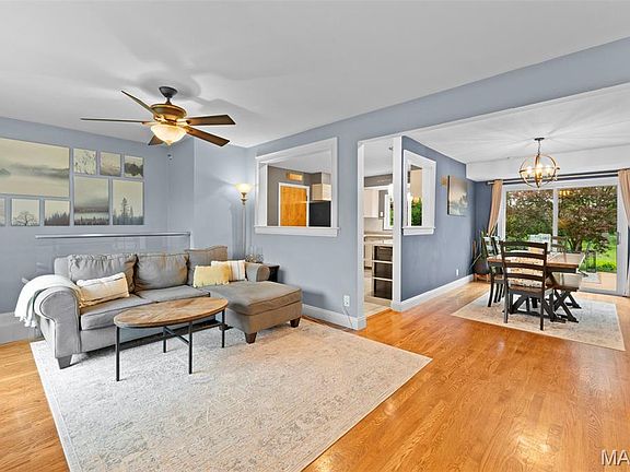 3rd image of 9401 Sophine Ln
