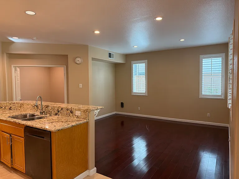 1902 Meeks Bay Dr — Photo 10