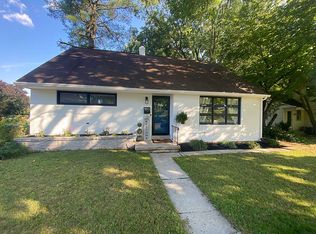 550 W Areba Ave, Hershey, PA 17033