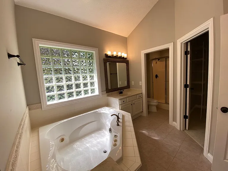 5665 Stone Lake Dr — Photo 21
