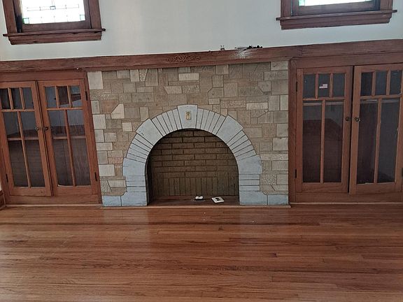 2nd image of 3002 N Davlin Ct Unit 2