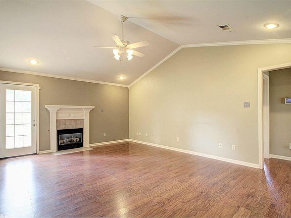 5th image of 1509 Pine Crest Dr
