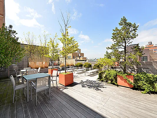 Sold by Cooper & Cooper Real Estate | media 20