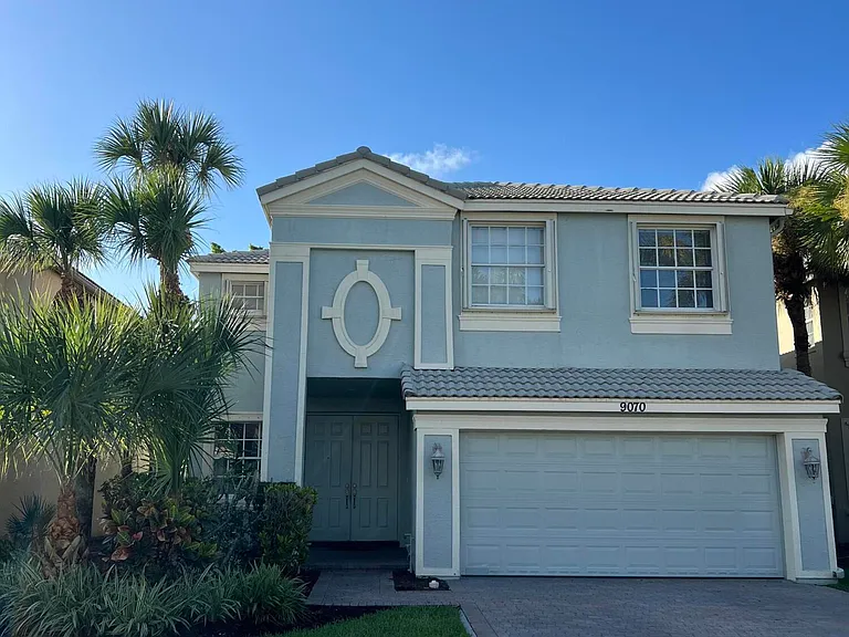9070 Dupont Pl — Photo 4