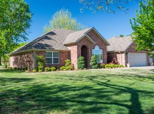 5058 Lake Breeze Rd, Grove, OK 74344