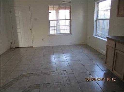 4th image of 13244 Saint Helena Pl