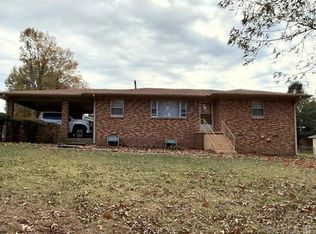 1908 Barnhill Rd, Paragould, AR 72450