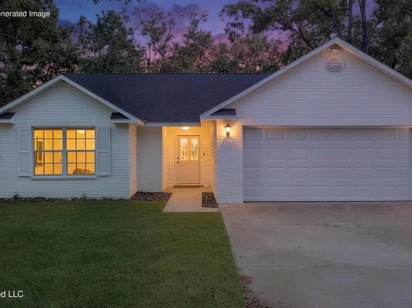 8820 Mermaid Ave, Ocean Springs, MS 39564