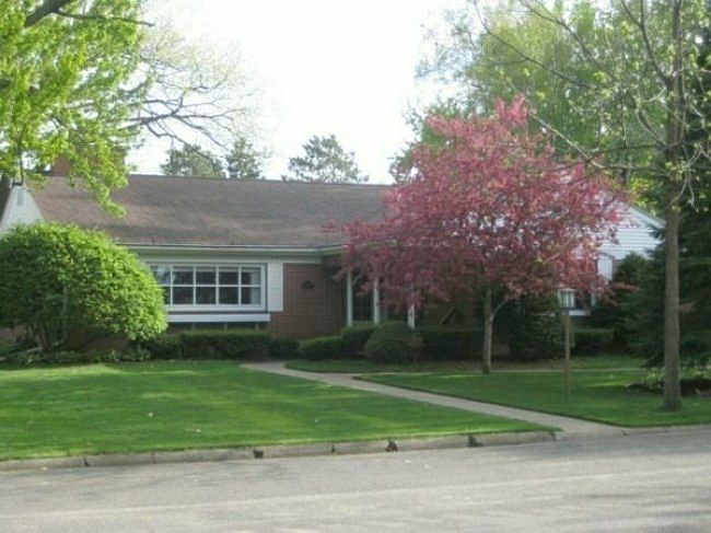 1st image of 1041 Saint Austin Ave