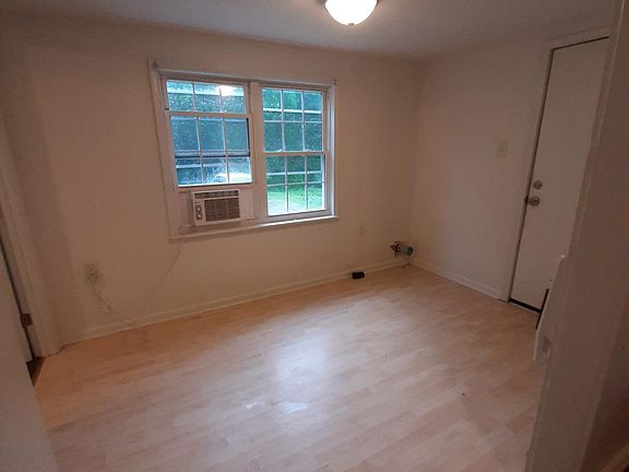 2nd image of 1120 Greenwood Ave
