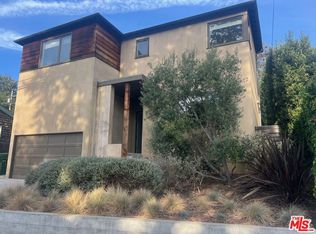 368 Sycamore Rd, Santa Monica, CA 90402