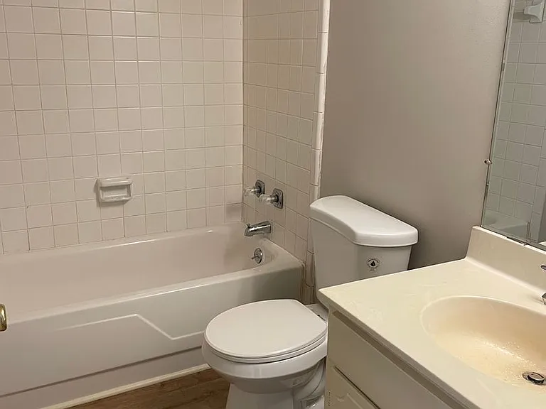 3824 E Country Club Rd — Photo 9