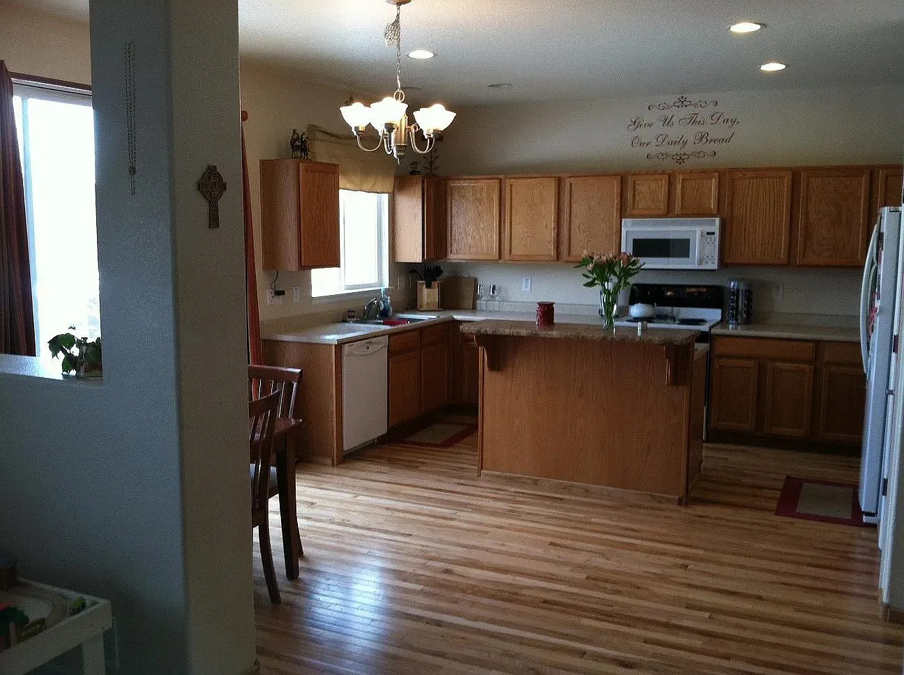 6938 Rosemont Ct — Photo 2