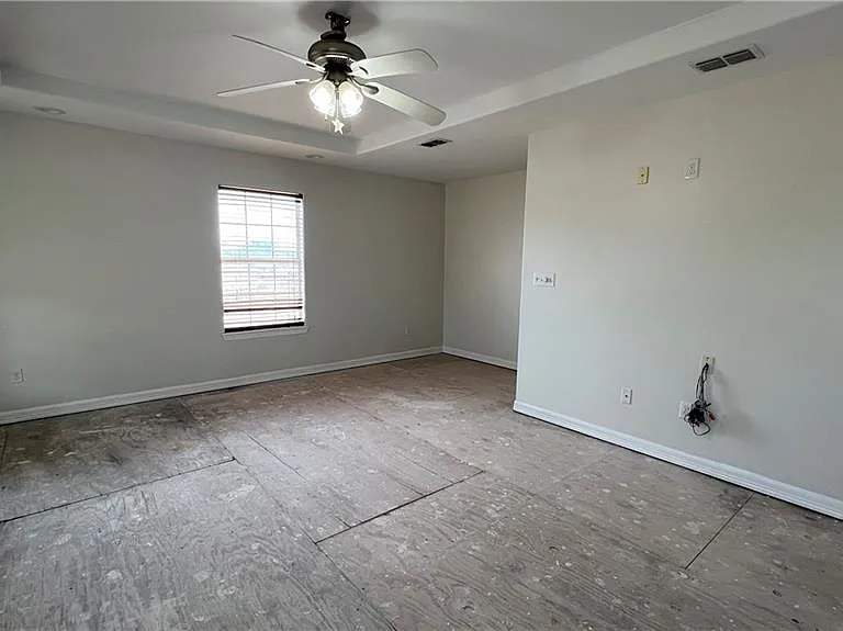 7100 N Seminary Rd — Photo 12