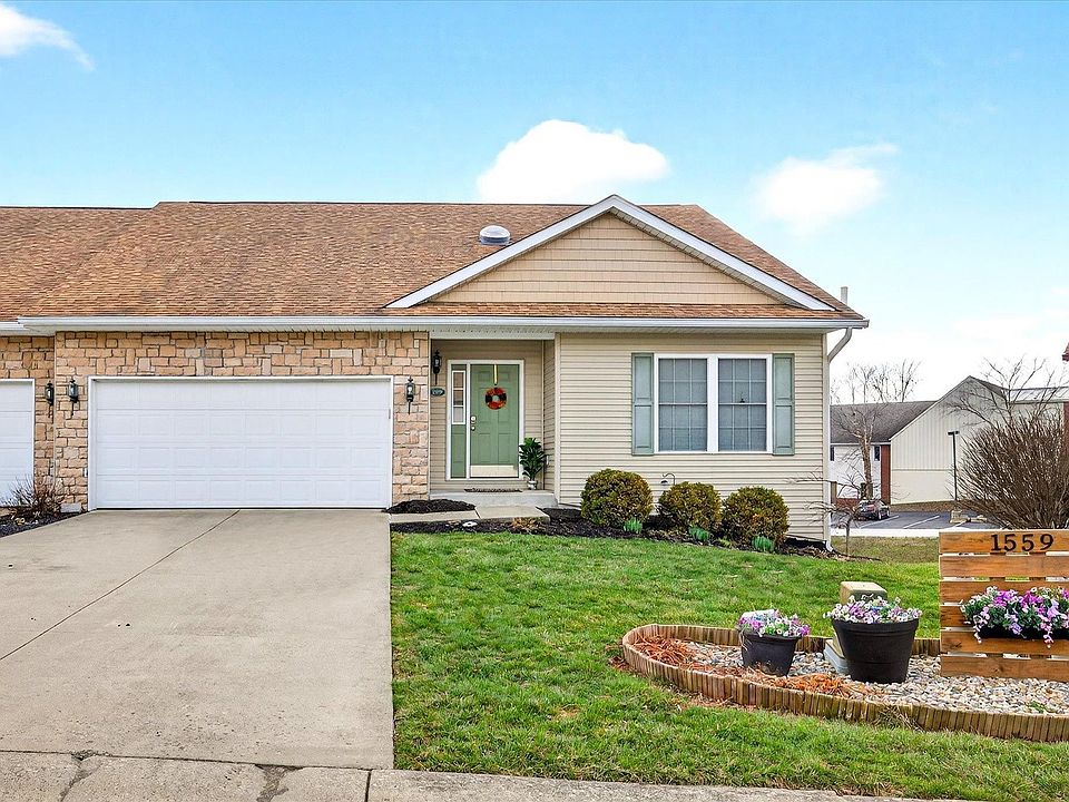 1st image of 1559 W Petal Ct