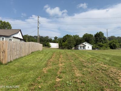 933 Maryville Pike, Knoxville, TN, 37920