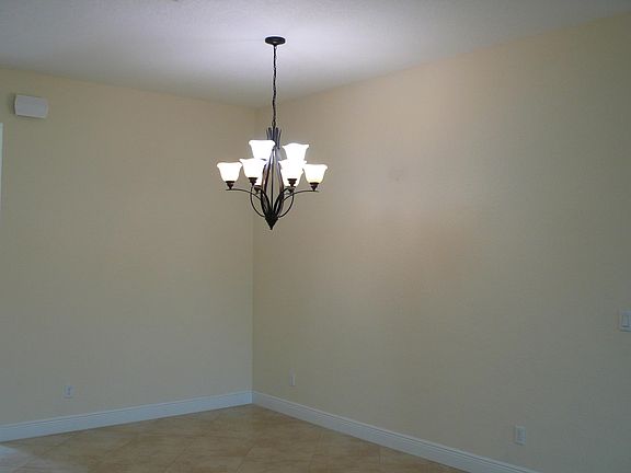5th image of 10286 Canossa Way