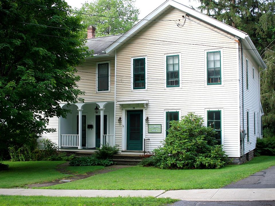 1st image of 28 Franklin St