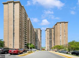 1836 Metzerott Rd APT 904, Hyattsville, MD 20783