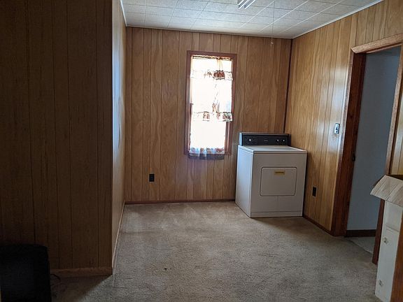 Laundry room/storage