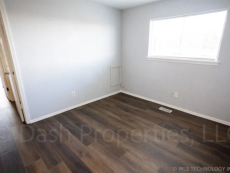 5104 S 75th East Ave — Photo 55