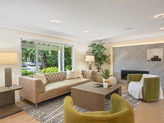 4th image of 12368 Saraglen Dr