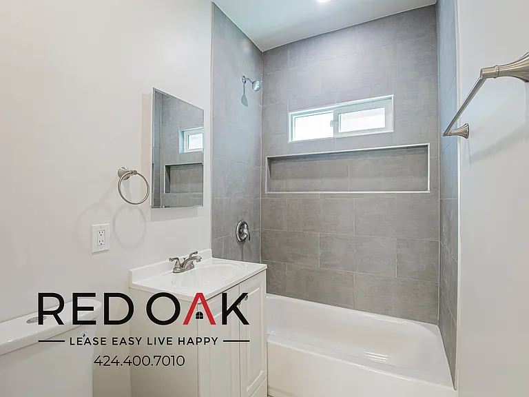 855 Irolo St #2 — Photo 8