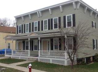 1706 6th St APT 3, Rensselaer, NY 12144