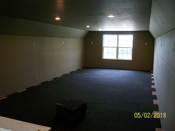 Detached Garage Loft