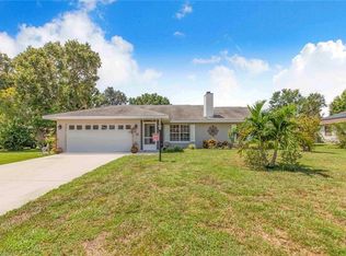 910 Liberty Ln, Auburndale, FL 33823