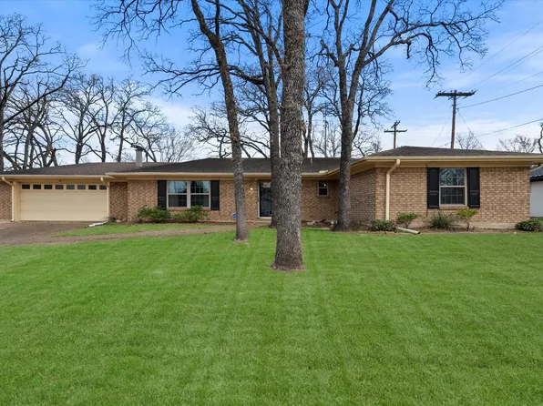912 Northwood Blvd, Corsicana, TX 75110