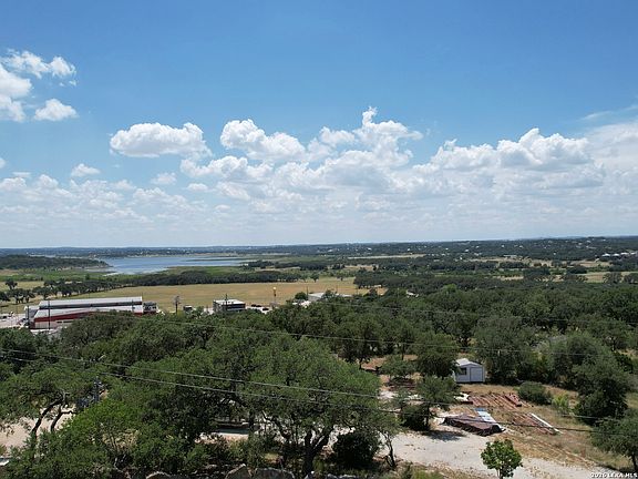 4th image of 1061 Cougar Drive LOT 27