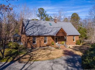 2464 Starvation Rd, Gloucester, VA 23061