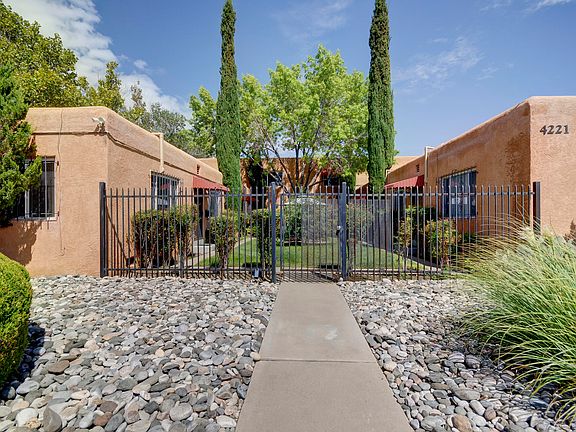2nd image of 4221 Mesa Grande Pl SE APT 1