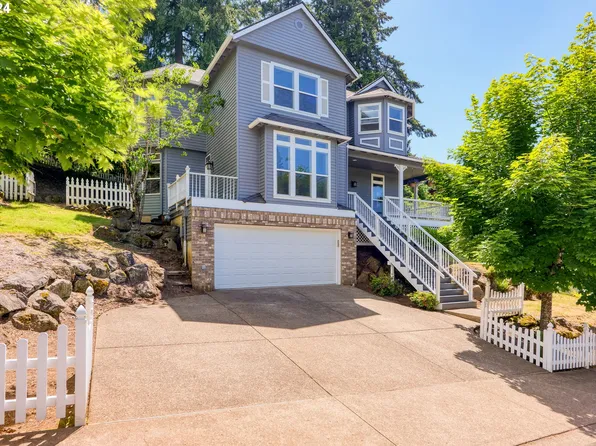 15986 SW Highpoint Dr, Sherwood, OR 97140