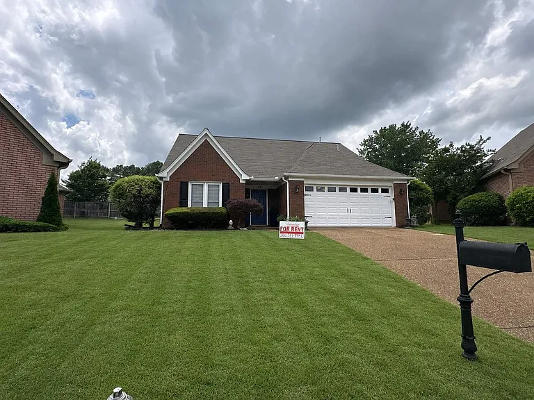 1190 Barn Swallow Ln — Photo 1
