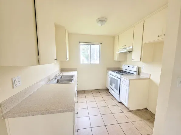 700 E Main St, 700 E Main St APT 2, San Jacinto, CA 92583